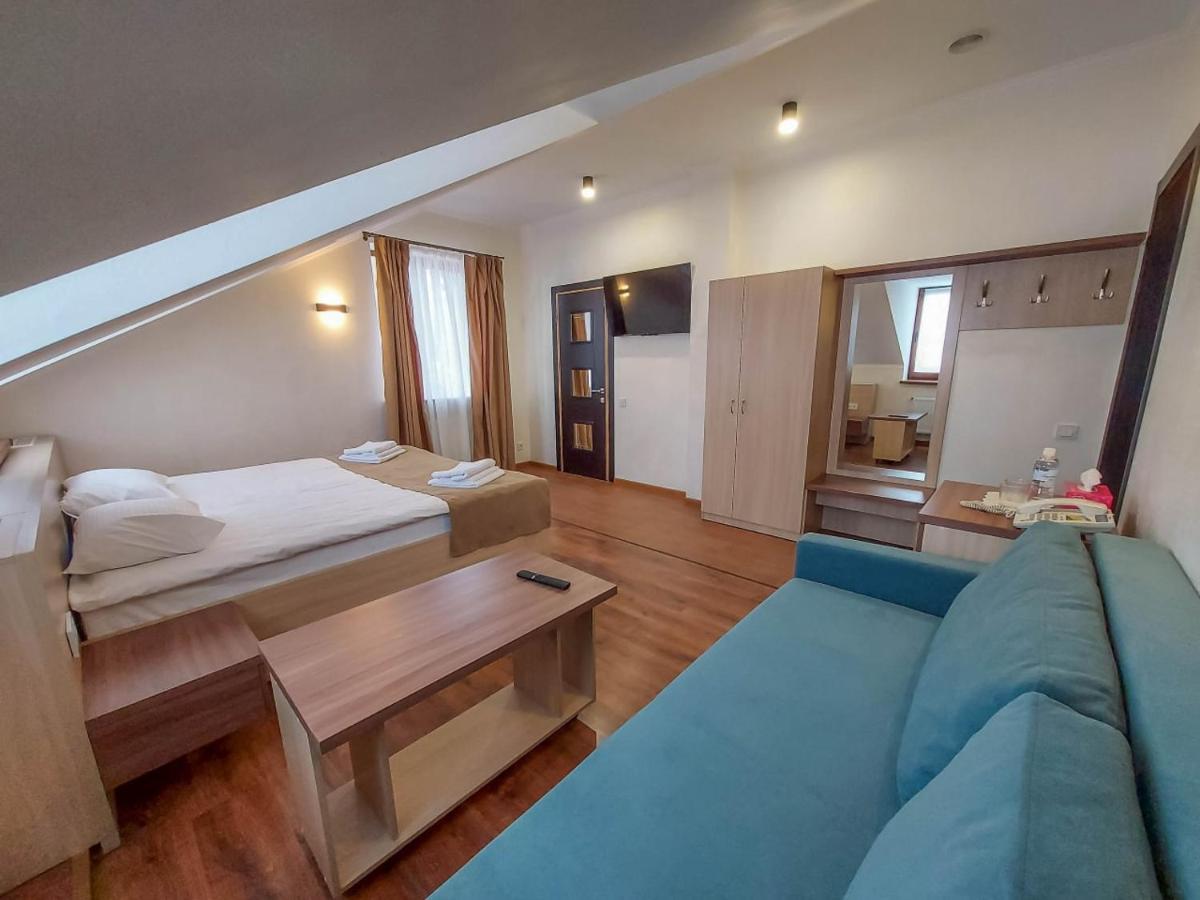 דנייפרופטרובסק Graff Hotel מראה חיצוני תמונה