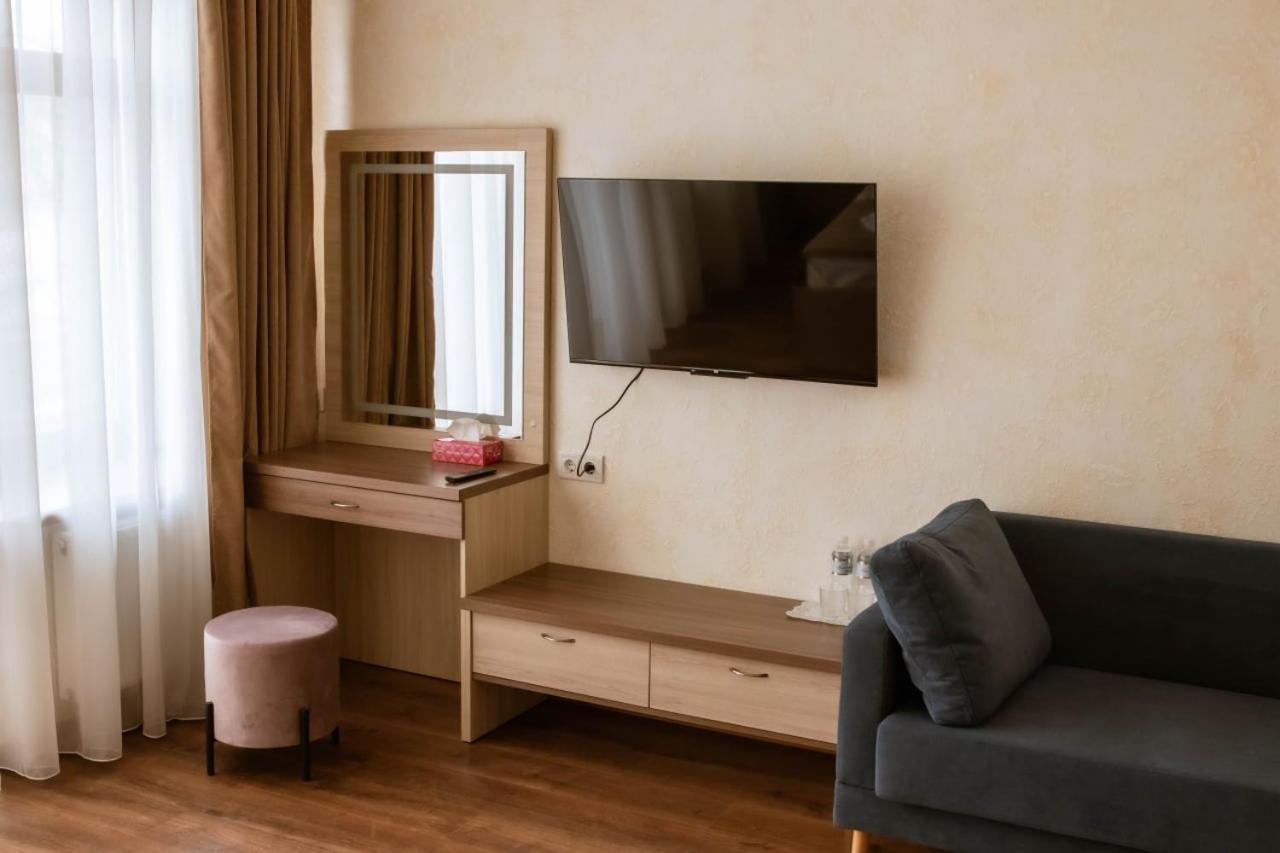 דנייפרופטרובסק Graff Hotel מראה חיצוני תמונה